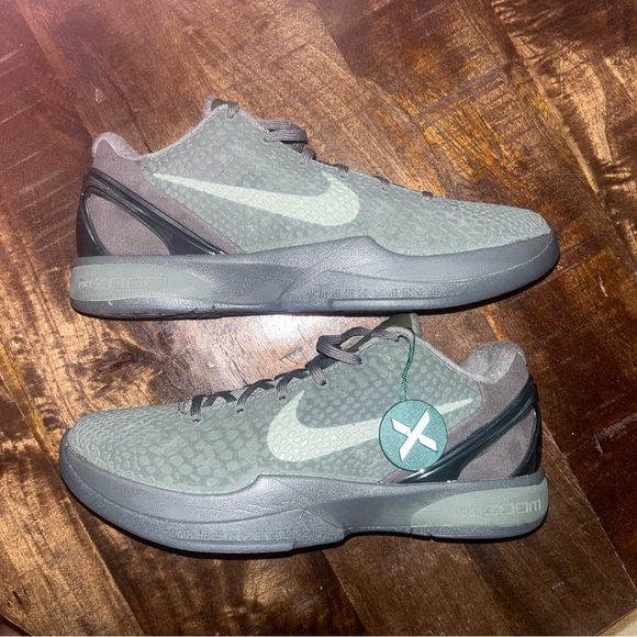 Kobe 6 Fade to Black (Brand New) Authentic Size: 9.5 - Picture 3 of 10